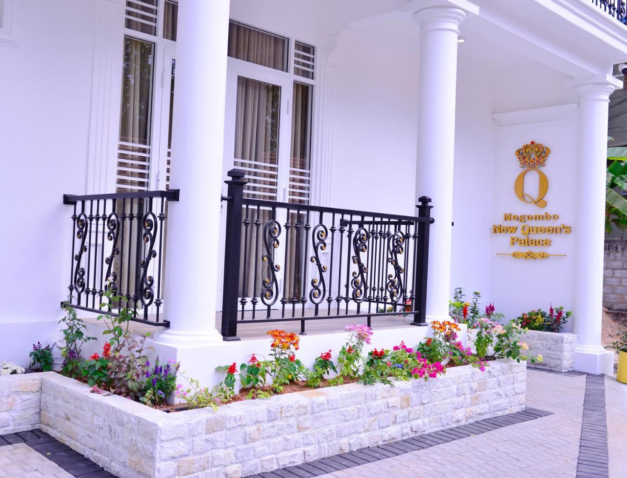 Negombo New Queen'S Palace Exterior photo